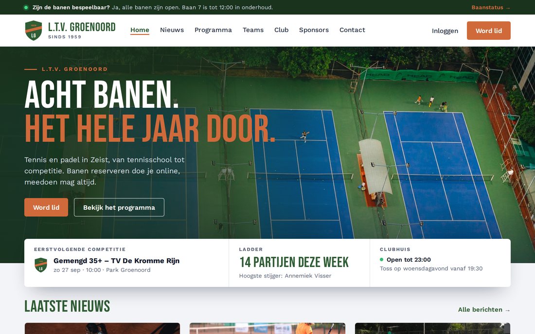 Website van L.T.V. Groenoord, een tennisvereniging: de homepage met een fotohero, het programma en de laatste uitslag, in de kleuren van de club — gemaakt met de websitebouwer