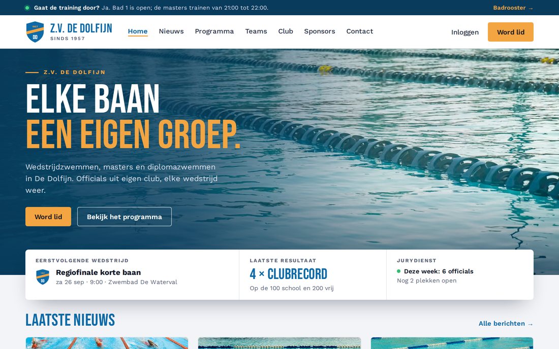 Website van Z.V. De Dolfijn, een zwemvereniging: de homepage met een fotohero, het programma en de laatste uitslag, in de kleuren van de club — gemaakt met de websitebouwer